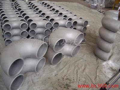 工業(yè)管路的核心組件 深入了解彎頭的多樣性與應(yīng)用